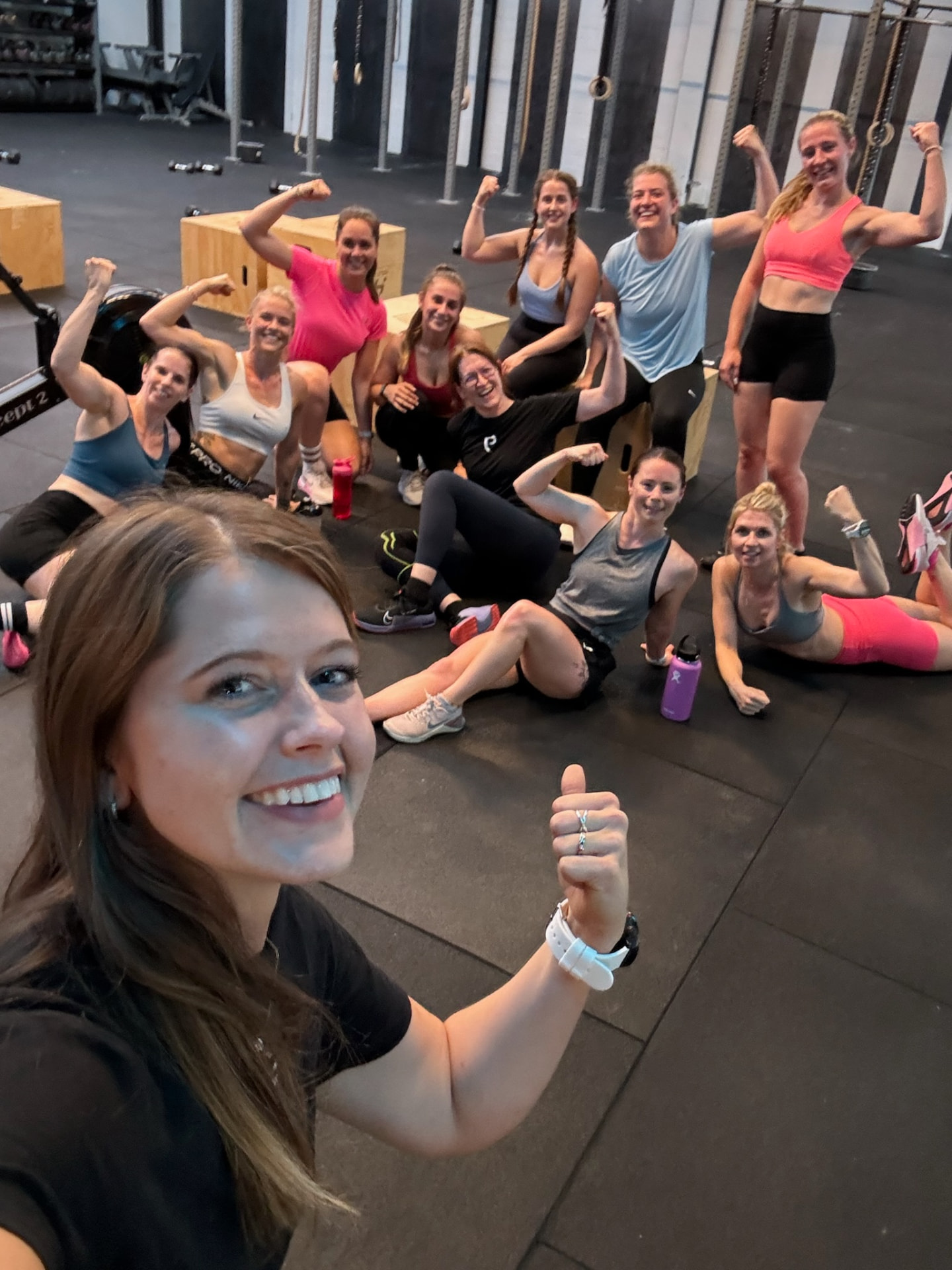 Selfie der Teilnehmerinnen nach einem gemeinsamen Workout